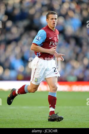 JONATHAN HOGG FC ASTON VILLA ASTON VILLA FC VILLA PARK BIRMINGHAM ENGLAND 13 Novembre 2010 Banque D'Images