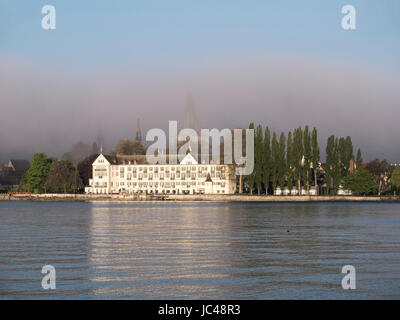 Steigenberger Hotel Blick auf und Münster, Uferpromenade von Konstanz, Baden-Württemberg, Deutschland, Europa Hôtel Steigenberger et Münster, église Banque D'Images