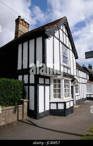 Le personnel en haillons, Blunham, Bedfordshire, est un cadre en bois bâtiment qui était autrefois une auberge. Banque D'Images