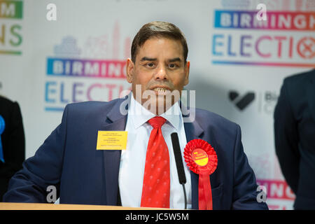 Khalid Mahmood, du travail MP pour Perry Barr conservant son siège lors de l'élection générale de 2017 Banque D'Images