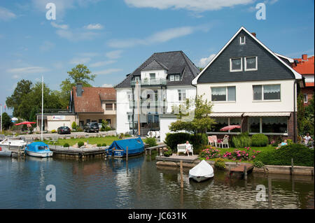 Dans la promenade, banque, promenade, Steinhude, Wunstorf, Steinhuder mer, Basse-Saxe, Allemagne, an der Uferpromenade, Promenade, Steinhuder Meer, Nieder Banque D'Images