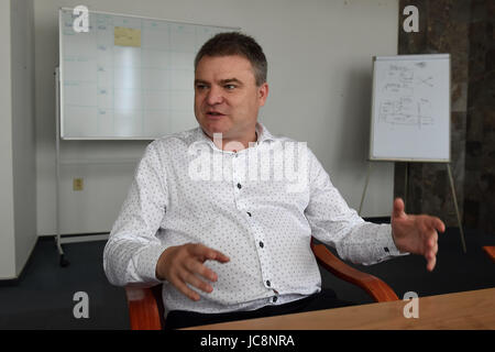 Ostrava, République tchèque. 12 Juin, 2017. Vitkovice Machinery Group CHEF Witassek Libor donne une interview à CTK à Ostrava, en République tchèque, le 12 juin 2017. Photo : CTK Jaroslav Ozana/Photo/Alamy Live News Banque D'Images