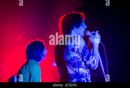 Las Vegas, NV, USA. 14 Juin, 2017. PHOENIX au Brooklyn Bowl à Las Vegas, NV le 14 juin 2017. Crédit : Erik Kabik Photography/media/Alamy Punch Live News Banque D'Images