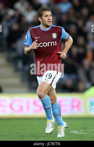 STILIYAN PETROV ASTON VILLA ASTON VILLA FC FC Stade KC HULL ANGLETERRE 21 Avril 2010 Banque D'Images