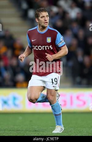 STILIYAN PETROV ASTON VILLA ASTON VILLA FC FC Stade KC HULL ANGLETERRE 21 Avril 2010 Banque D'Images