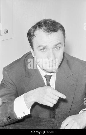 Fernand Raynaud (1926-1973), humoriste français. À Gennevilliers en 1960. Photo Michael Holtz Banque D'Images