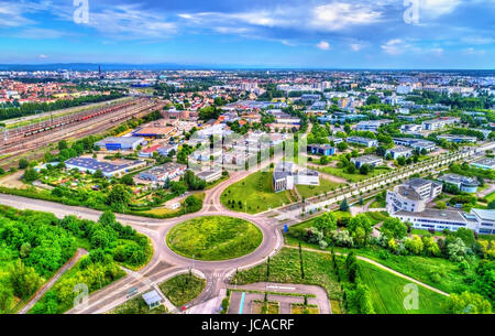 Vue aérienne d'un rond-point à Schiltigheim près de Strasbourg, France Banque D'Images