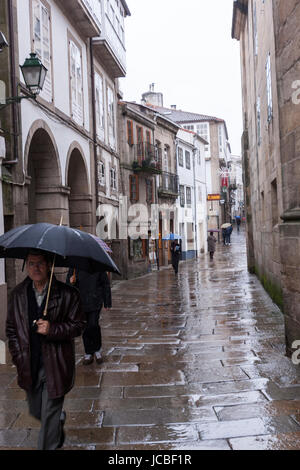 Jour de pluie dans la vieille ville de Saint Jacques de Compostelle, Galice, Espagne Banque D'Images