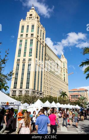 Florida Coral Gables,Miami,Pittman Park,Carnaval Miami,carnaval,festival de rue,célébration culturelle latine,Hispanic Alhambra Towers,immeuble de bureaux,moi Banque D'Images