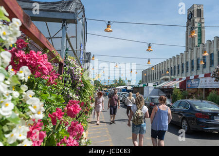 Marché Atwater à Montréal, QC, Canada (Juin 2017 Banque D'Images