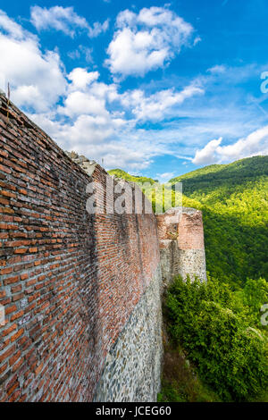 Une fois la forteresse de Poenari administré par Vlad l'Empaleur (le légendaire Dracula) Banque D'Images