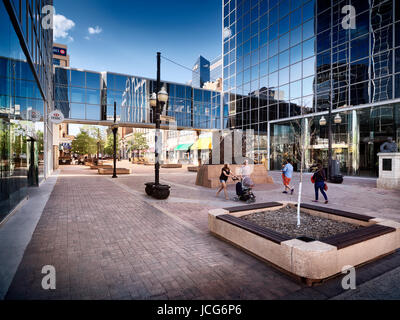 Le centre-ville de Regina décors de Scarth Street Mall. Regina, Saskatchewan, Canada 2017. Banque D'Images