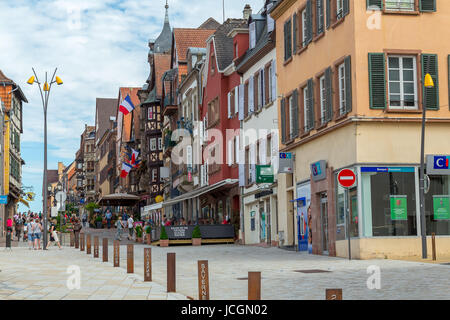 Rue principale à Saverne, Alsace, France. Banque D'Images