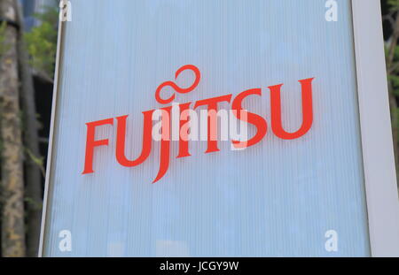 Fujitus. Fujitu est une multinationale japonaise équipements de technologie de l'information et les services dont le siège se trouve à Tokyo au Japon. Banque D'Images