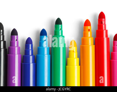 Dessus des indicateurs colorés isolé sur fond blanc. Banque D'Images