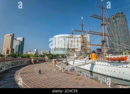 Grand navire Nippon Maru au Parc commémoratif du même nom, Yokohama, Kanagawa, Japon Banque D'Images