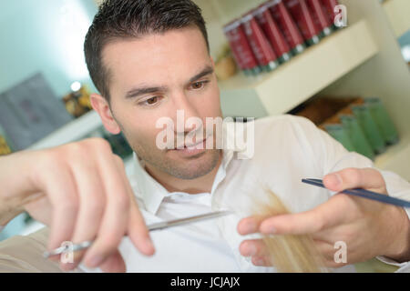 Libre de faire de beauté coiffure coupe de cheveux Banque D'Images