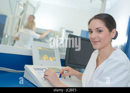 La tomodensitométrie ou l'irm scanner test analysis Banque D'Images