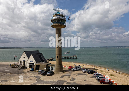 National Tour Calshot Institution Coastwatch Tower & Royal National Institution Lifboat gare Banque D'Images