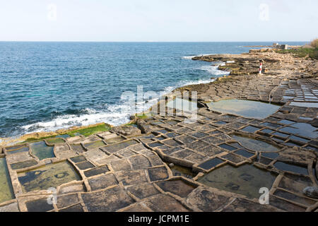 Salines sur la côte à Marsaskala Malte Banque D'Images