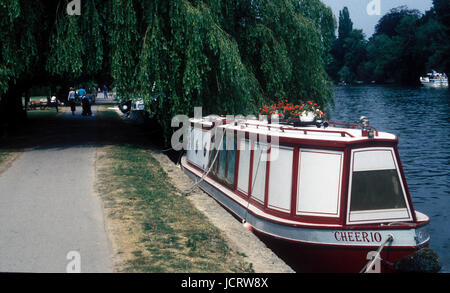 '15-04' Cheerio Henley-on-Thames Banque D'Images