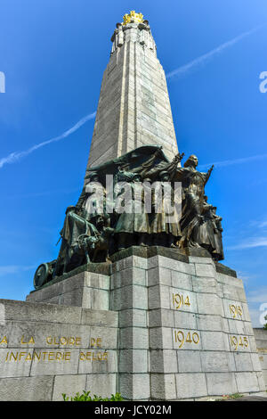 L'infanterie mémorial de Bruxelles est à la mémoire des soldats belges qui ont combattu dans la Première Guerre mondiale et la seconde guerre mondiale. Banque D'Images