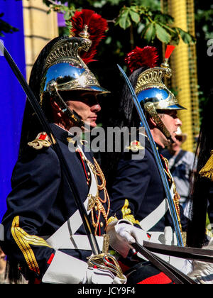 PARIS FRANCE - GARDE RÉPUBLICAINE SUR LE DÉFILÉ POUR LA FÊTE NATIONALE 14 JUILLET © Frédéric Beaumont Banque D'Images