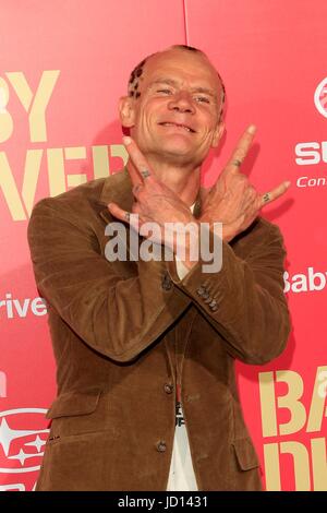 Los Angeles, CA, USA. 14 Juin, 2017. Michael Peter Balzary Flea aka aux arrivées pour pilote bébé Premiere, l'Ace Hotel Los Angeles, Los Angeles, CA, 14 juin 2017. Credit : Priscilla Grant/Everett Collection/Alamy Live News Banque D'Images