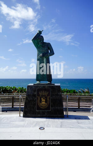 Statue de Saint Jean le Baptiste, en face du bâtiment du gouvernement du vieux San Juan, Puerto Rico Banque D'Images