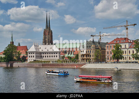 Les bateaux de plaisance sur la rivière Odra Ostrow Tumski Wroclaw Banque D'Images