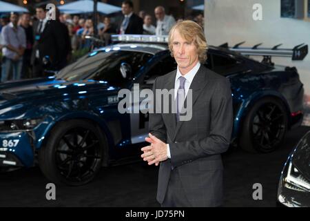 London, Royaume-Uni de Grande-Bretagne et d'Irlande du Nord. 18 Juin, 2017. Michael Bay assiste à la première mondiale de Transformers : Le dernier chevalier. Londres, Royaume-Uni. 18/06/2017 | Crédit dans le monde entier d'utilisation : dpa/Alamy Live News Banque D'Images