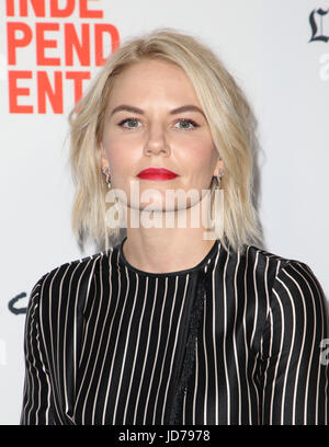 Santa Monica, Californie, USA. 18 Juin, 2017. Jennifer Morrison, 2017 au Los Angeles Film Festival Première mondiale de "chiens" à l'ArcLight 8 Santa Monica, Californie le 18 juin 2017. Credit : Faye Sadou/MediaPunch MediaPunch Crédit : Inc/Alamy Live News Banque D'Images