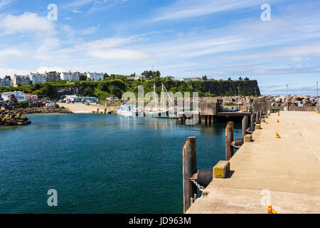 Port et Marina de Ballycastle Banque D'Images