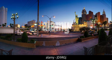 Statue de la liberté réplique et les lieux de la ville, Las Vegas, Nevada, USA. Banque D'Images