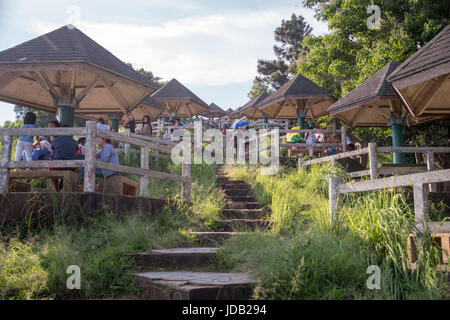 Juin 17,2017 Aire de pique-nique à Tagaytay Tagaytay Picnic Grove, , Philippines Banque D'Images