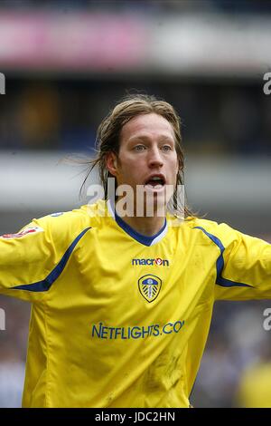 LUCIANO BECCHIO LEEDS UNITED FC LE STADE GALPHARM HUDDERSFIELD ANGLETERRE 14 Février 2009 Banque D'Images