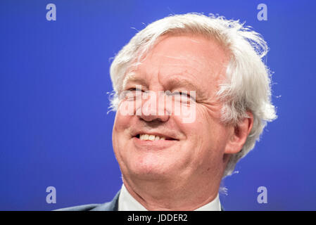 Bruxelles, Belgique. 19 Juin, 2017. Secrétaire d'État britannique pour sortir de l'Union européenne David Davis donne une conférence de presse à l'issue d'une réunion au Conseil de l'UE à Bruxelles, Belgique le 19.06.2017 par Wiktor Dabkowski | Conditions de crédit dans le monde entier : dpa/Alamy Live News Banque D'Images