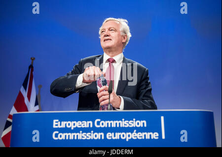 Bruxelles, Belgique. 19 Juin, 2017. Secrétaire d'État britannique pour sortir de l'Union européenne David Davis donne une conférence de presse à l'issue d'une réunion au Conseil de l'UE à Bruxelles, Belgique le 19.06.2017 par Wiktor Dabkowski | Conditions de crédit dans le monde entier : dpa/Alamy Live News Banque D'Images