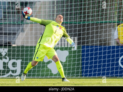 Kielce, Pologne. 19 Juin, 2017. Adrian Chovan (SVK) Football/Football : joueurs sous-21 Championship Pologne 2017 match du groupe A entre la Slovaquie 1-2 Angleterre à Kolporter Arena de Kielce en Pologne . Credit : Maurizio Borsari/AFLO/Alamy Live News Banque D'Images