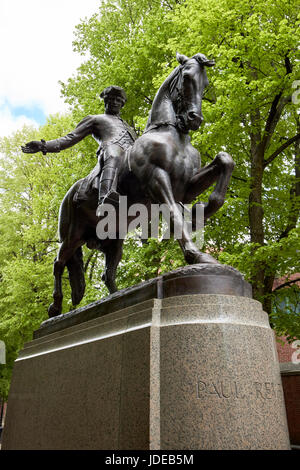 Sur l'emblématique statue de Paul Revere Boston USA Banque D'Images