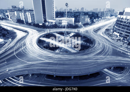Viaduc de la légèreté, de belles courbes. Banque D'Images