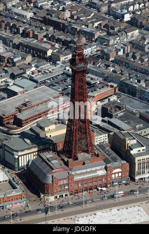 Vue aérienne de la tour de Blackpool et de bal, UK Banque D'Images