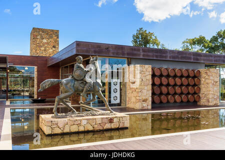 Vigneron vignoble noir et noir Brewing Co Brewery, Cellar Door Wilyabrup, Margaret River, Australie Banque D'Images