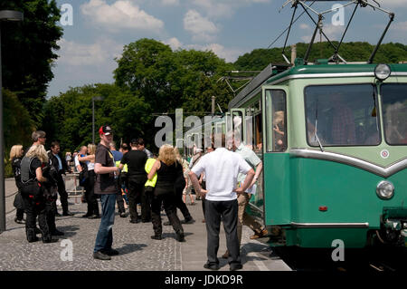 L'Europe, l'Allemagne, en Rhénanie du Nord-Westphalie, roi de l'hiver, dans la réserve naturelle des Siebengebirge, train à crémaillère sur le rocher du dragon, stop, , Europa, Deutsc Banque D'Images