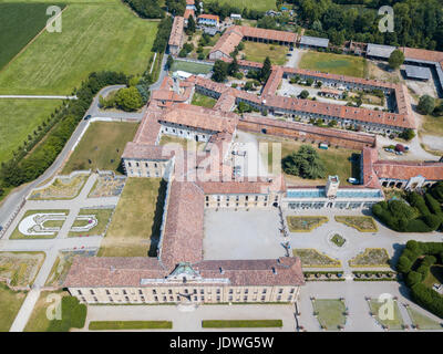 Villa Arconati, Castellazzo, Rho, Milan, Italie. Vue aérienne de la Villa Arconati 21/06/2017. Jardins et Parc, Groane Park. Palace, de style baroque, PAL Banque D'Images