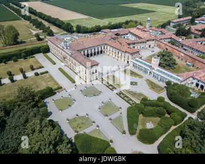 Villa Arconati, Castellazzo, Rho, Milan, Italie. Vue aérienne de la Villa Arconati 21/06/2017. Jardins et Parc, Groane Park. Palace, de style baroque, PAL Banque D'Images