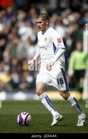 BRADLEY JOHNSON LEEDS UNITED FC ELLAND ROAD LEEDS ANGLETERRE 12 Avril 2008 Banque D'Images