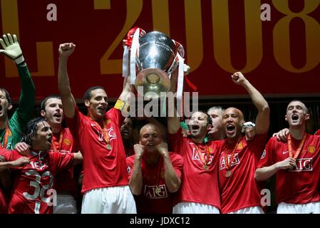 WAYNE ROONEY ASCENSEURS COUPE D'EUROPE, MANCHESTER UNITED V CHELSEA, LA FINALE DE LA LIGUE DES CHAMPIONS 2008, 2008 Banque D'Images