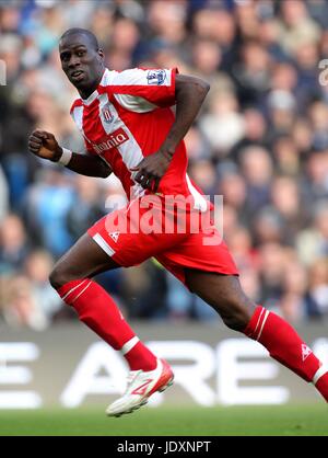 MAMADY SIDIBE Stoke City FC CITY OF MANCHESTER STADIUM MANCHESTER EN ANGLETERRE 26 Octobre 2008 Banque D'Images