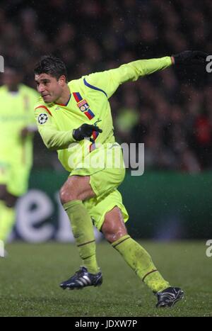 EDERSON OLYMPIQUE LYONNAIS STADE DE GERLAND LYON FRANCE 10 Décembre 2008 Banque D'Images